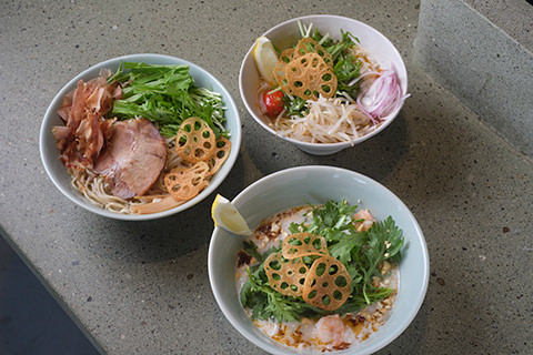サカノウエ<br class="sp">ユニークの料理